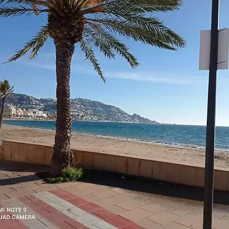 Appartement Overlooking The Bay Of